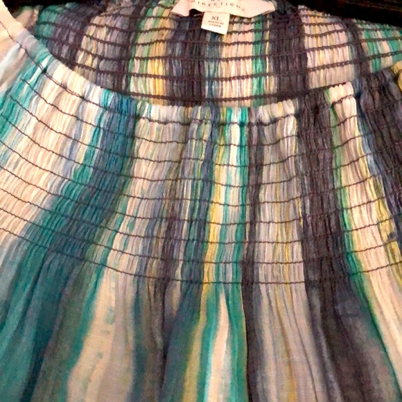 Tunic - Picture 2 of 4